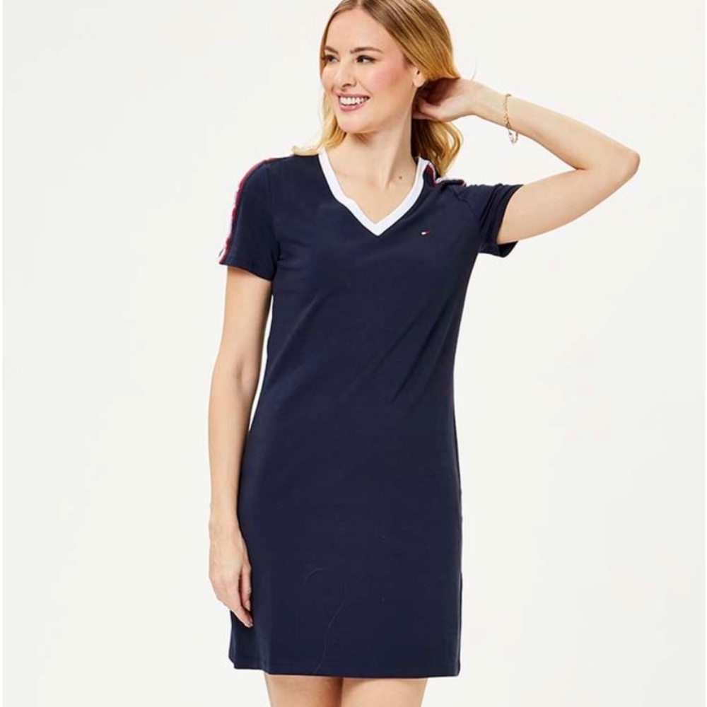 ✨NWT Tommy Hilfiger Dress✨